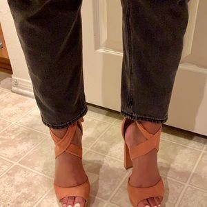 Sultry, warm-toned heels.